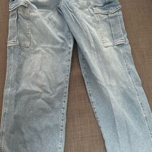 GAP Women’s Cargo Jeans